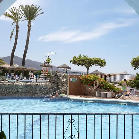 Ferienhaus Nerja 度假居 *
